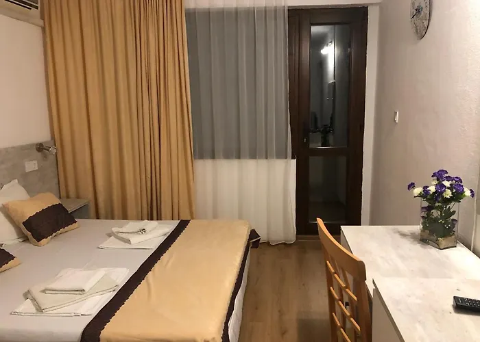 за гости южни нощи Varvara (Burgas)